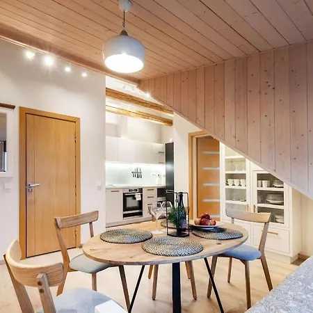 Luxury In Gedimino Av. Апартаменты Вильнюс